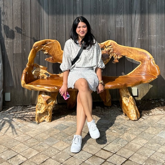 Meet your Posher, Gena - Picture 1 of 1